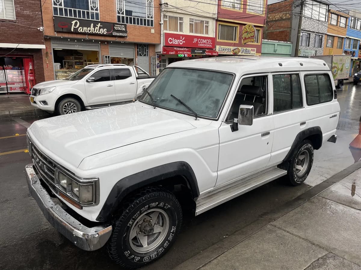 Toyota Land Cruiser FJ62 1986