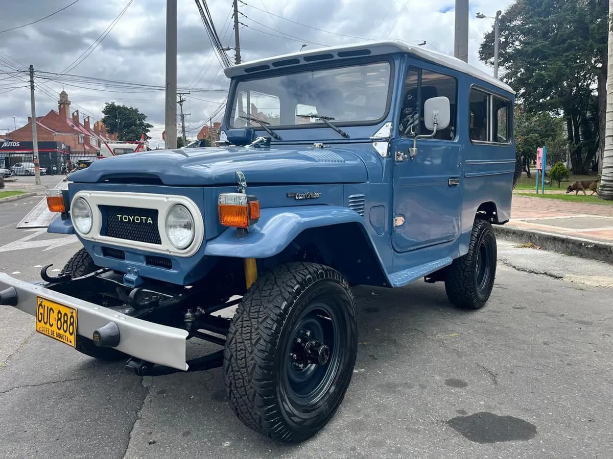 Toyota Land Cruiser FJ43 1977