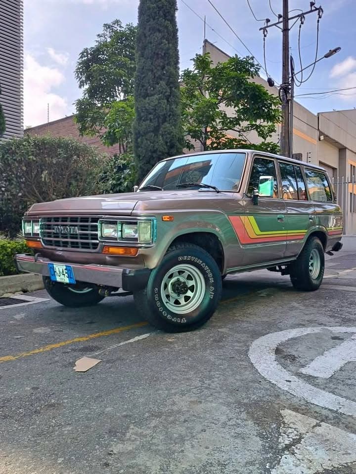 Toyota Land Cruiser FJ60