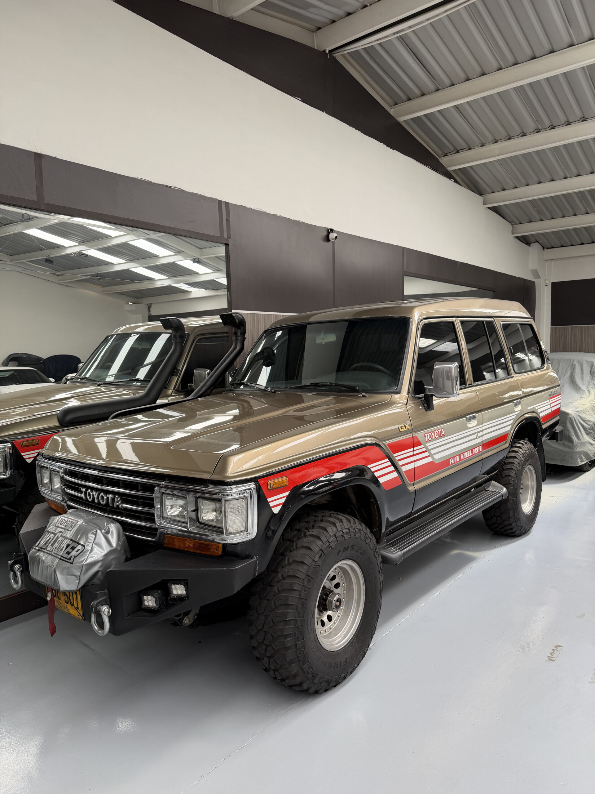 Toyota Land Cruiser Fj62 - 1989 - classic4x4import.com